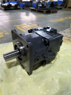A11VO130LRH2/10R-NSD12K02 - Насос аксиально-поршневой нереверсивный регулируемый с наклонной шайбой для незамкнутой гидросистемы, рабочий объем 130 см3, LRH2 = регулятор мощность с ограничением хода, позитивное управлением ΔP = 25 бар, номинальное давлени